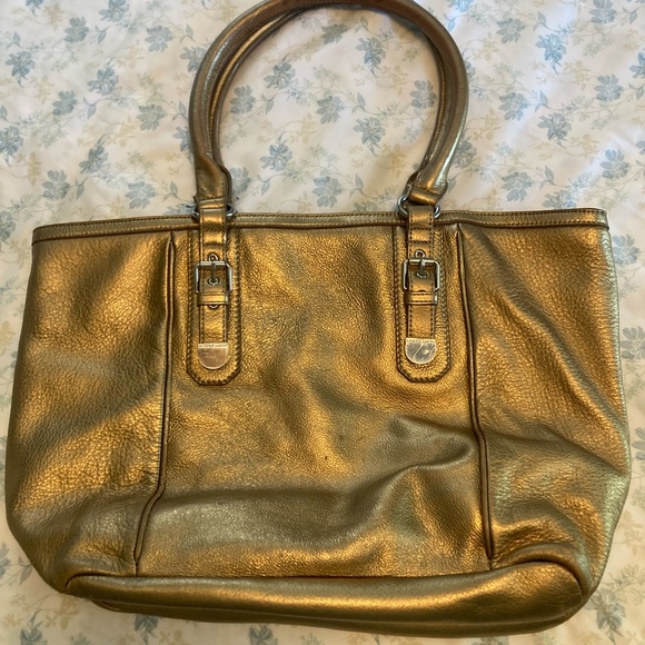 Vince Camuto Gold Leather Tote Bag - Picture 2 of 4